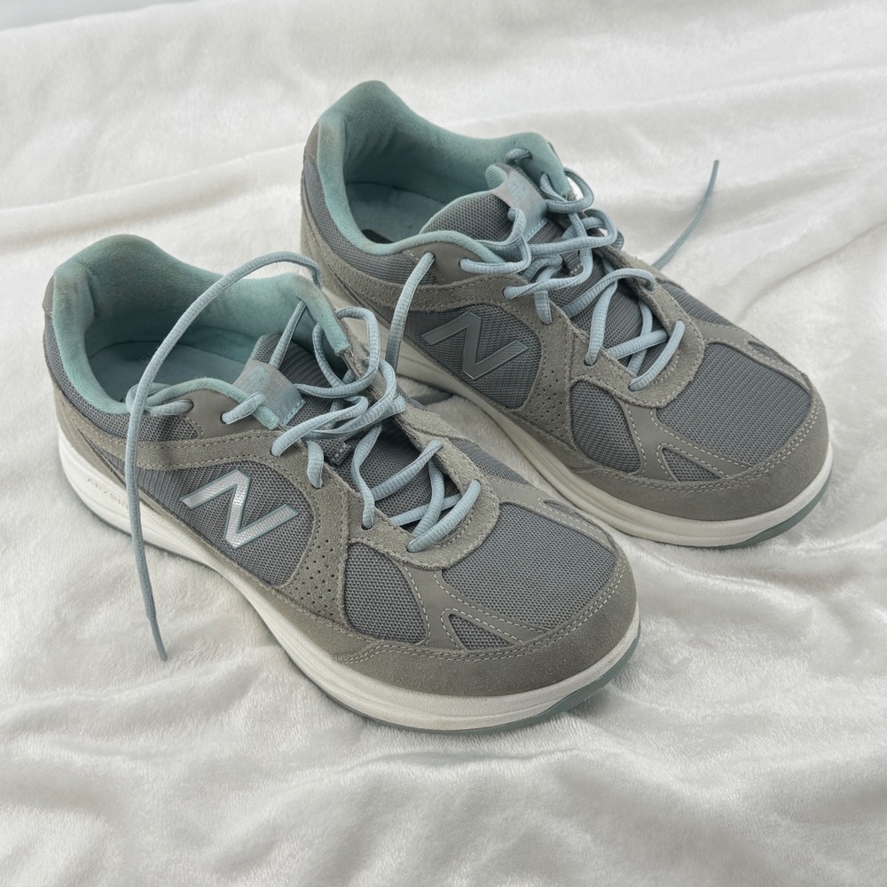 New Balance Walking Shoes Womens 9 WW877SB Grey Blue 2E Wide Suede Mesh Sneakers